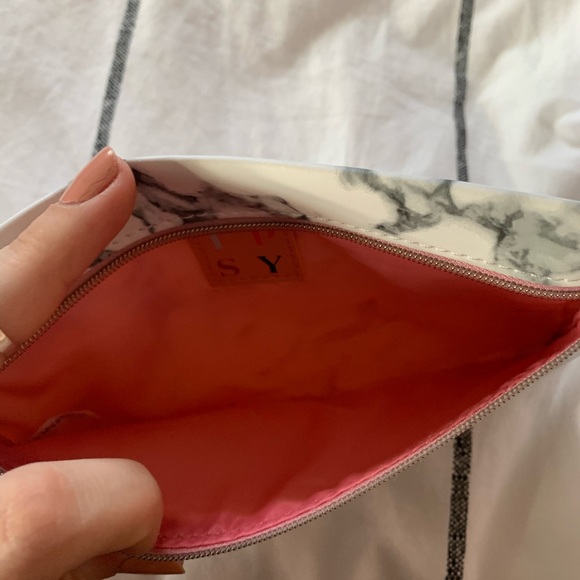 marble ipsy makeup bag - Picture 2 of 3